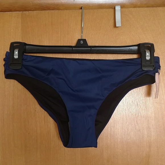 Victorias Secret Classic Hipster Xsmall bik bottom - Picture 1 of 2